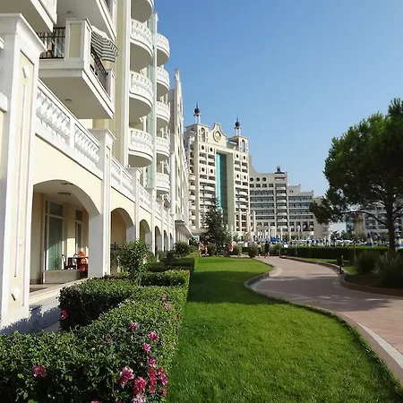 Paradise Apartment